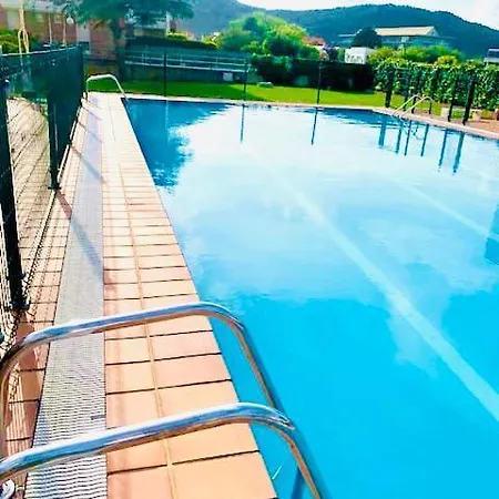 Berria And Pool * Santoña