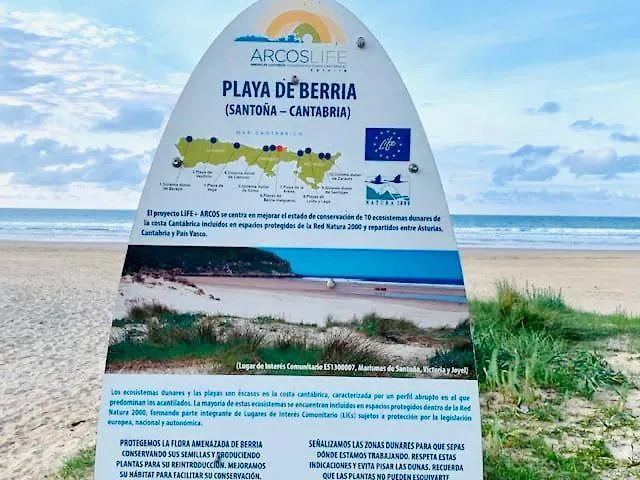 Berria And Pool Apartment Santona