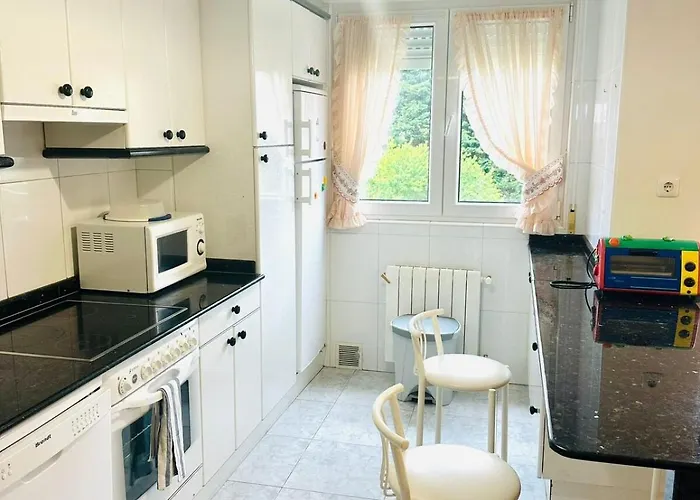 Berria And Pool * Santona