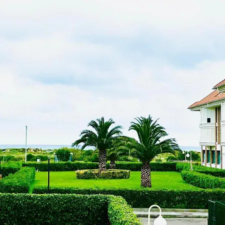 Berria And Pool شقة Santoña